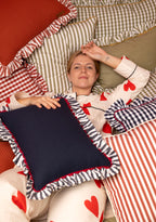 Allegria - capa de almofada retângular com babado azul marinho